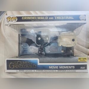 Funko POP! The Crimes of Grindelwald - Gindelwald and Thestral HT Exclusive